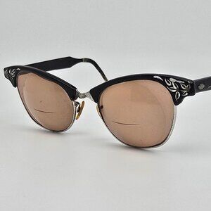 Art Craft Black Silver Aluminum Cat Eye Eyeglasses Frame 46-15-130 Circa 1950s